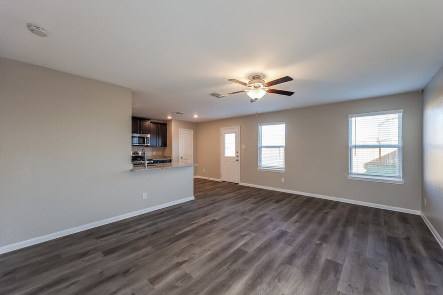 Building Photo - 11711 Viney Pass