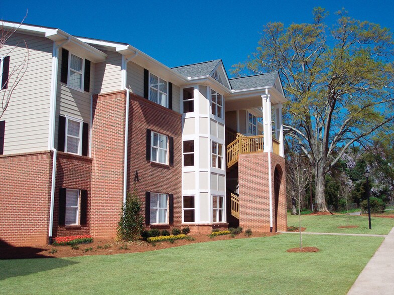 Park on Market Apartments 1725 W Market St Anderson SC 29624