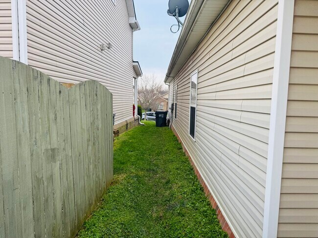 Building Photo - 2161 Millstone Way