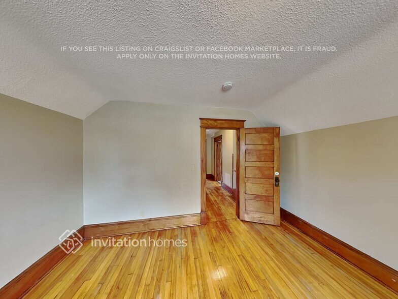 Building Photo - 1330 Dayton Ave