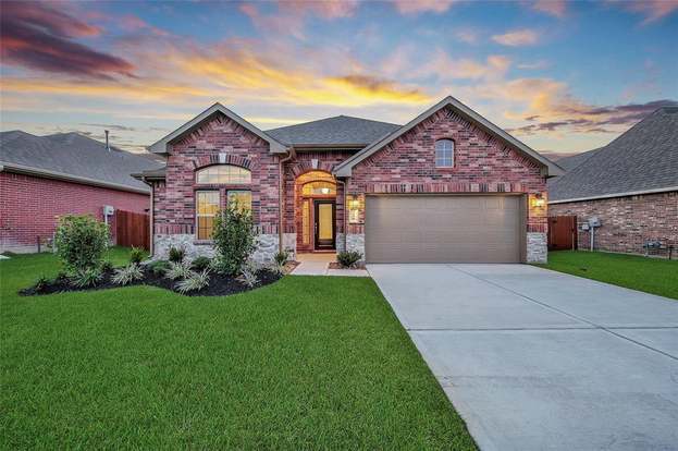 Building Photo - 3230 Voyager Ln