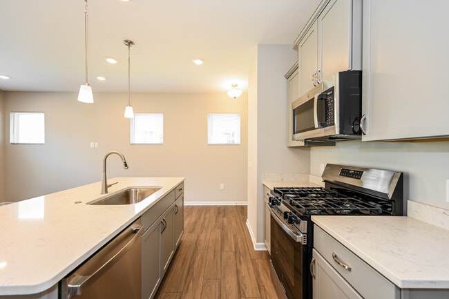 Building Photo - 4930 Pebble Ct