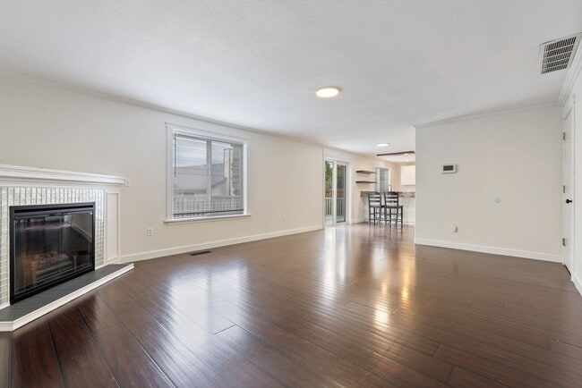 Building Photo - Beautiful Home in Winchester Hills