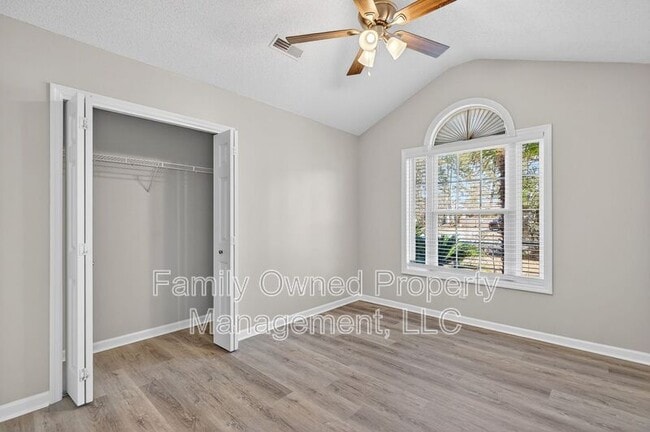 Building Photo - 123 Thousand Oaks Cir