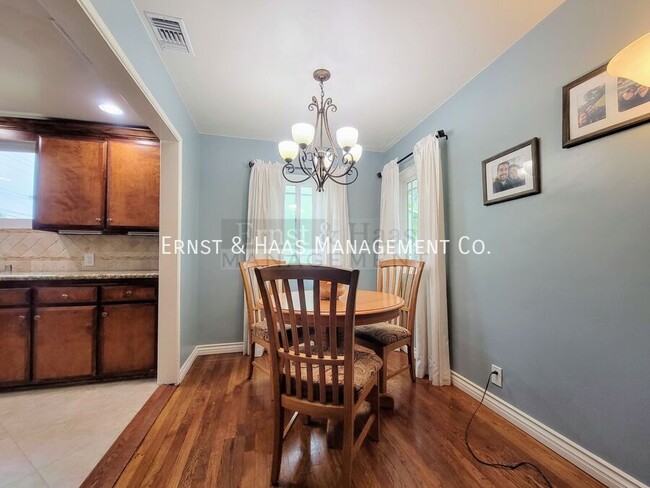 Building Photo - Beautiful Lakewood 3 Bedroom 2 Bath Home w...