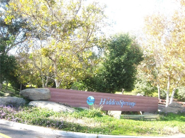 Building Photo - 10200 Cartagena Dr
