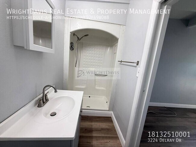 Building Photo - 3224 Delray Dr