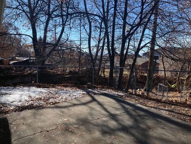 Building Photo - Charming 2 Bed, 1 Bath Home in Centerville