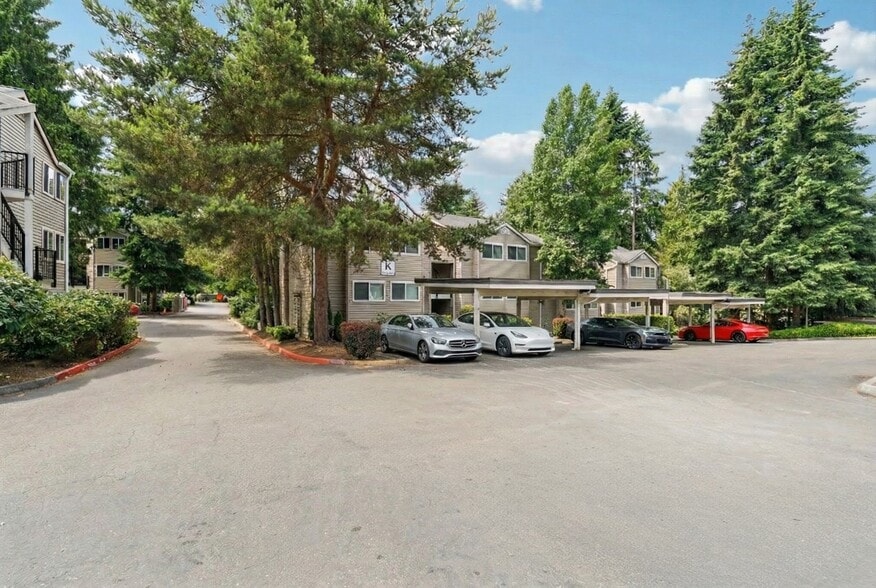 Building Photo - 12036 100th Avenue Northeast