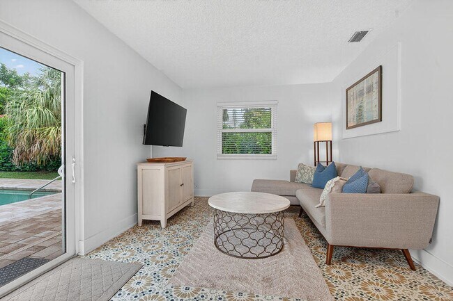 Building Photo - 9627 Althea Way