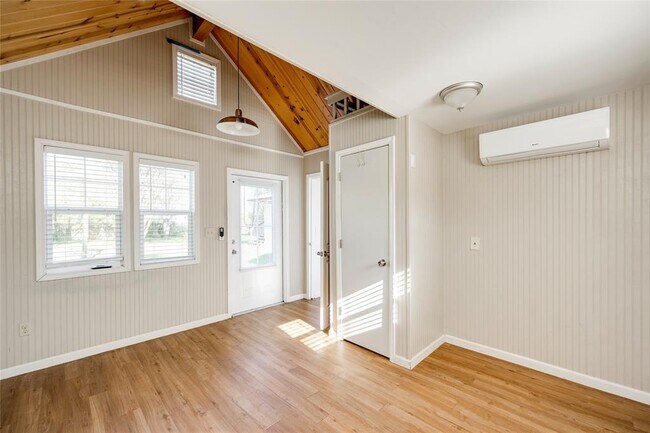 Building Photo - 2713 Sweeney Ln