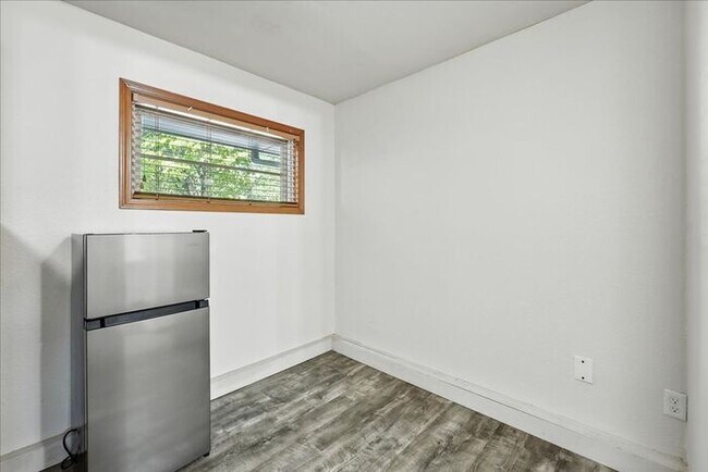 Building Photo - Newly Renovated 5BD/3BA Single-Family Home in University Park - Near UPortland! $3,750/mo - Avail...