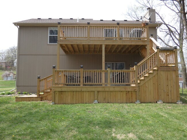 Building Photo - 405 Woodland Ave