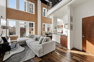 Building Photo - 1380 Atlantic Dr NW