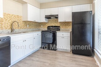 Building Photo - 2200 Taxco Rd