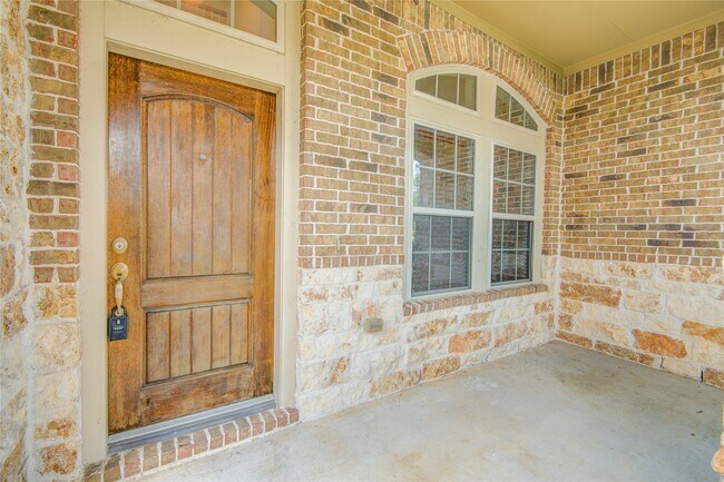 Building Photo - 18907 Manor Spring Ct