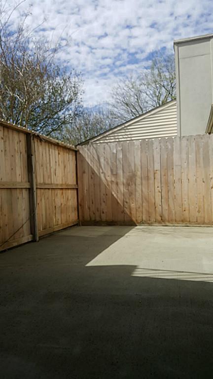 Building Photo - 6401 Deihl Rd