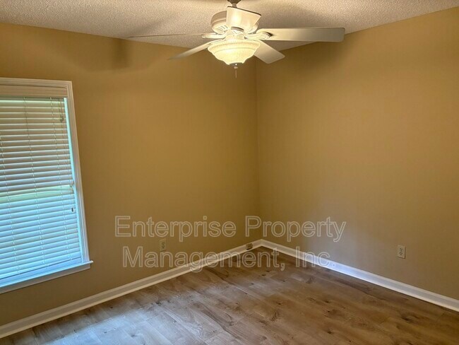 Building Photo - 7028 Boxborough Cove