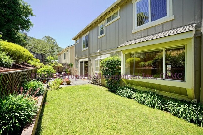 Building Photo - Available Now!  3 Bedroom San Rafael Home