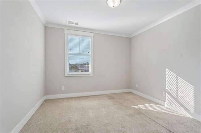 Building Photo - 6075 Webster Cir