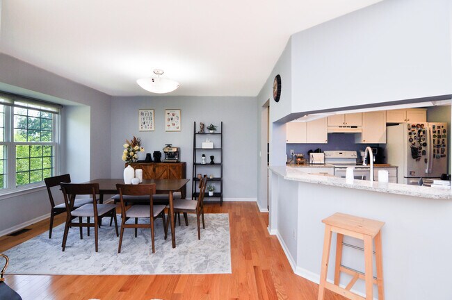 Building Photo - 4471 Hillside Ct