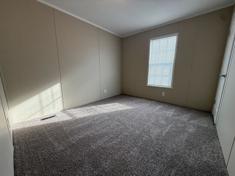 Building Photo - 71618 Penny Ct