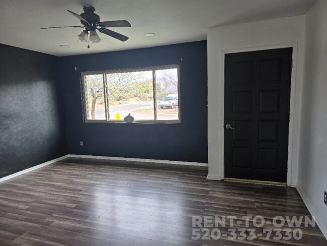 Building Photo - 15965 N Forecastle Ave