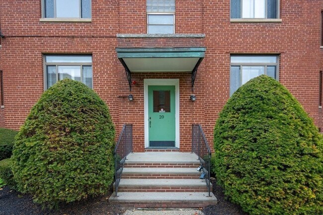 Building Photo - 20 Ashland St