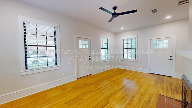 Building Photo - 1108 Landon Ave