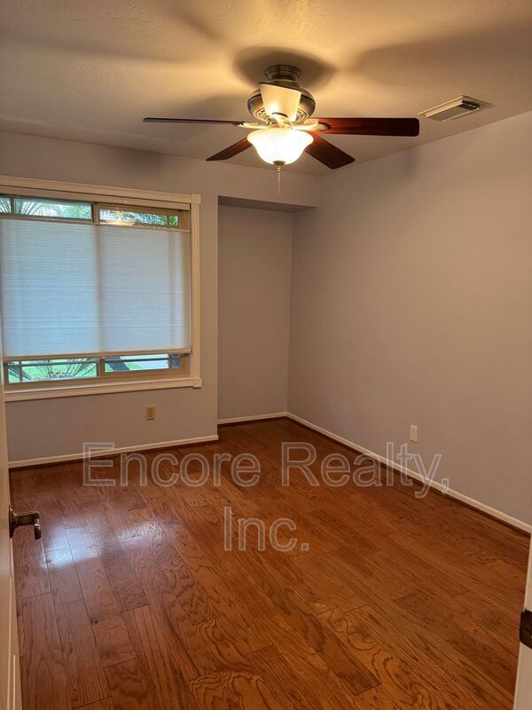 Building Photo - 3654 Azure Lado Dr