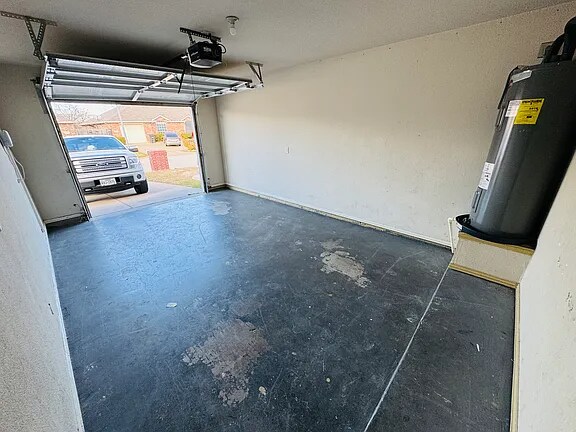 Building Photo - 5728 Swords Dr