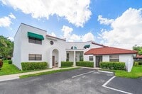 Building Photo - 439 NW 36th Ave