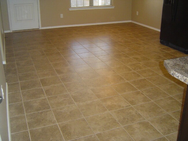 Building Photo - Gorgeous Open Plan In Frenship District/Southwest Corridor/ South Plains Electric Co-op Electricity!