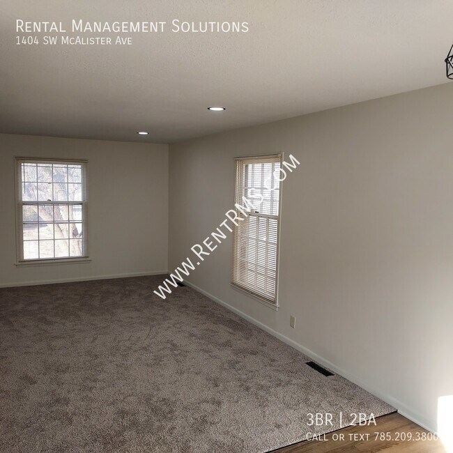Building Photo - 1404 SW McAlister Ave
