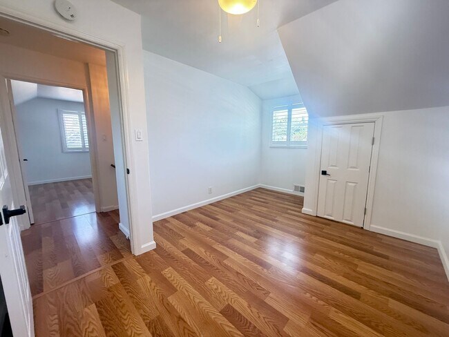 Building Photo - 4133 Joan Ave