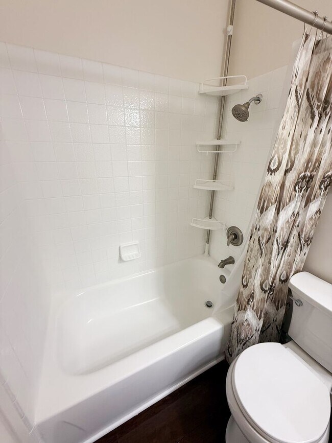 Building Photo - Charming Studio in Prime North Park Locati...
