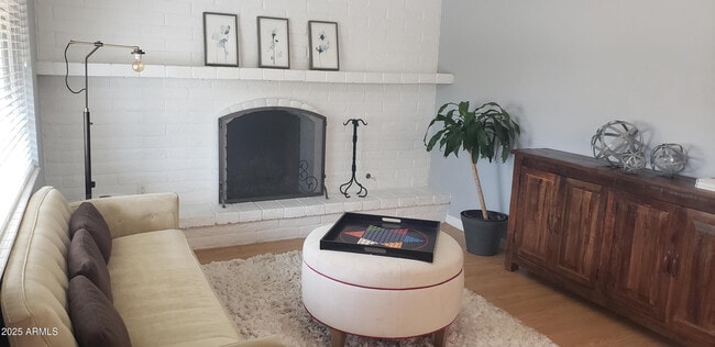 Building Photo - 4440 E Campbell Ave