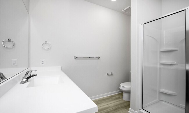 Building Photo - 446 Amberwood Pk Dr