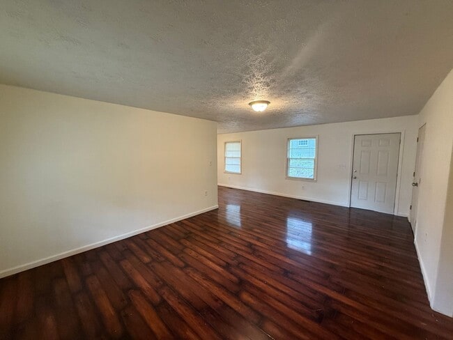 Building Photo - HOME FOR RENT IN ARAB, AL!