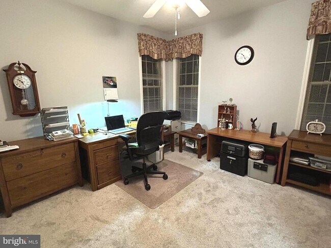 Building Photo - 15401 Jamies Way