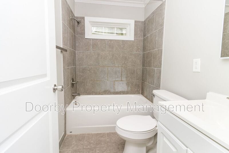 Building Photo - 3629 Thrushwood Dr