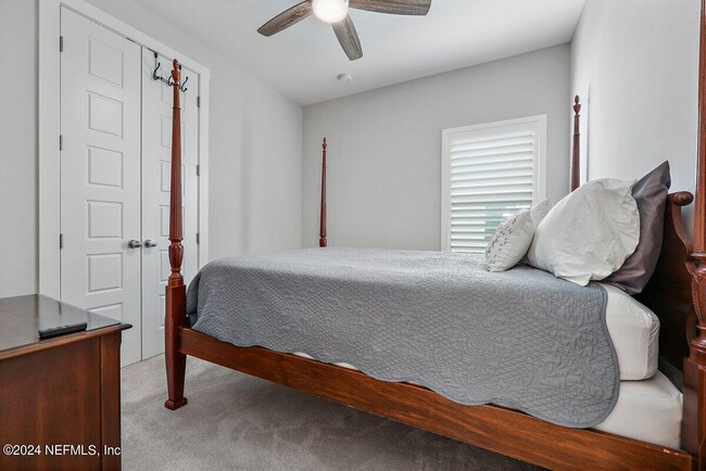 Building Photo - 803 7th Ave S