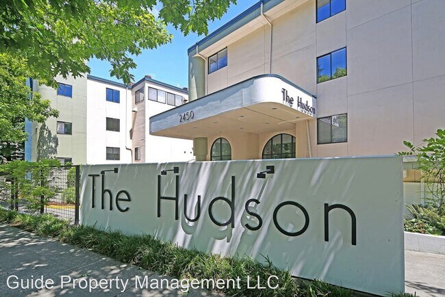 Building Photo - 2450 Aurora Ave N