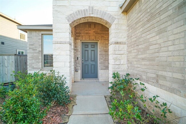 Building Photo - 118 Ashwood Glade Dr