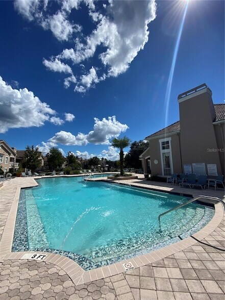 Building Photo - 10504 Villa View Cir