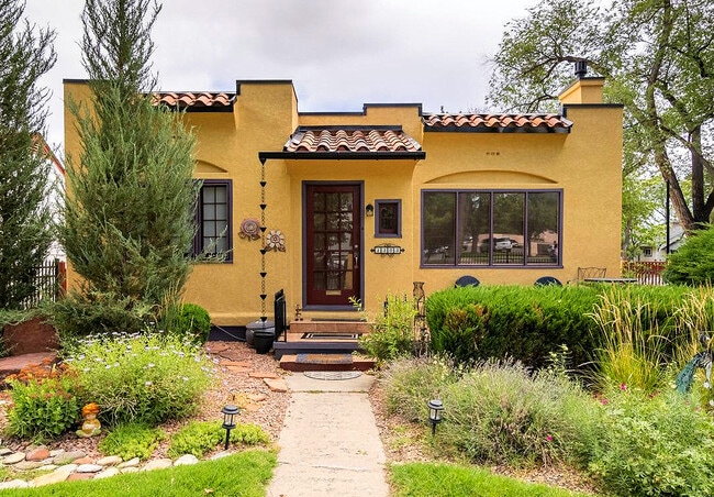 Building Photo - 1303 Chipeta Ave