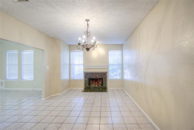 Building Photo - 2218 Meadowstone Dr