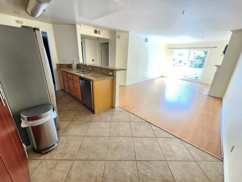 Building Photo - 4401 Sepulveda Blvd