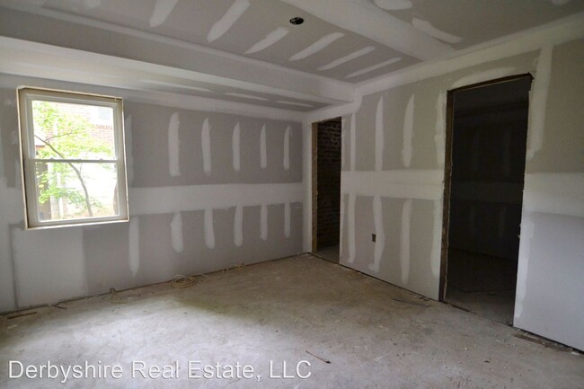 Building Photo - 2209 Rivermont Ave