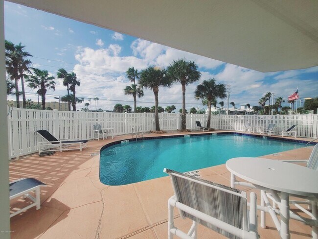 Building Photo - 3740 Ocean Beach Blvd